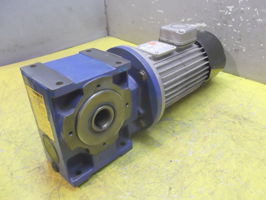 Getriebemotor 0,75 kW 24 U/min 48 Volt von Bonfiglioli - BC270 1V 50U02A
