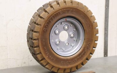 Alternative view of Vollgummi Reifen von GSL Continental - CSE-Robust SC 15 5.00-8