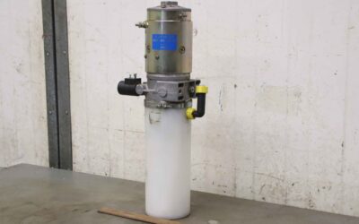 Hydraulikpumpe für Elektrostapler 24 V 2 kW von Bosch Jungheinrich - 0 542 015 145 / 1 547 220 532  ECC 100