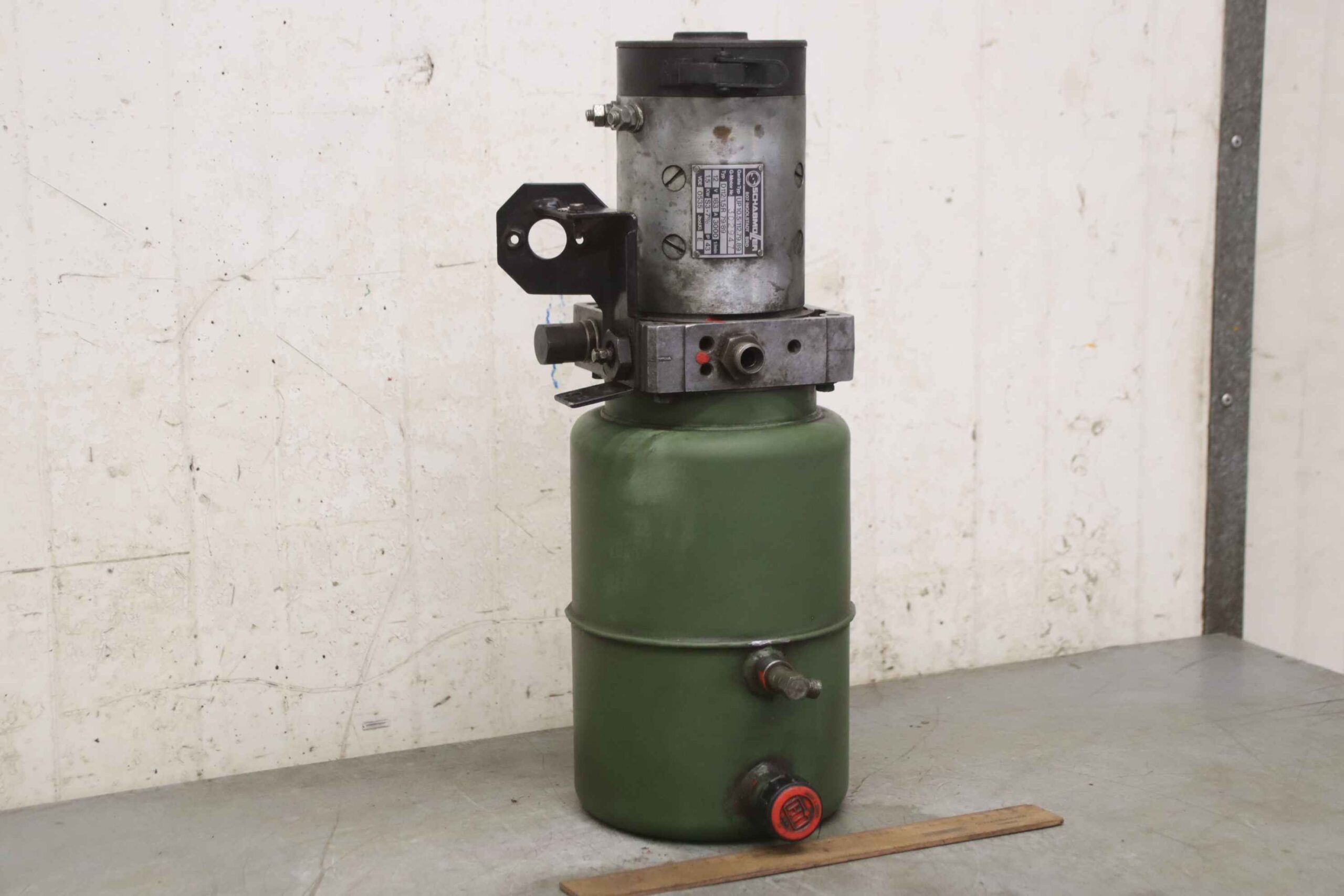 Hydraulikpumpe für Elektrostapler 12 V 1,5 kW von Schwabmüller Kaiser+Kraft - UP 10.5/112.79.89 UNI 10/25 – Bild 2