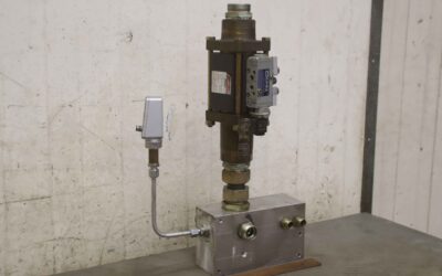 Alternative view of Hydraulik Steuerblock von Parker coax Santenberg - SCPSD-016-14-15  5-VMK 32 NC  GTC S 2