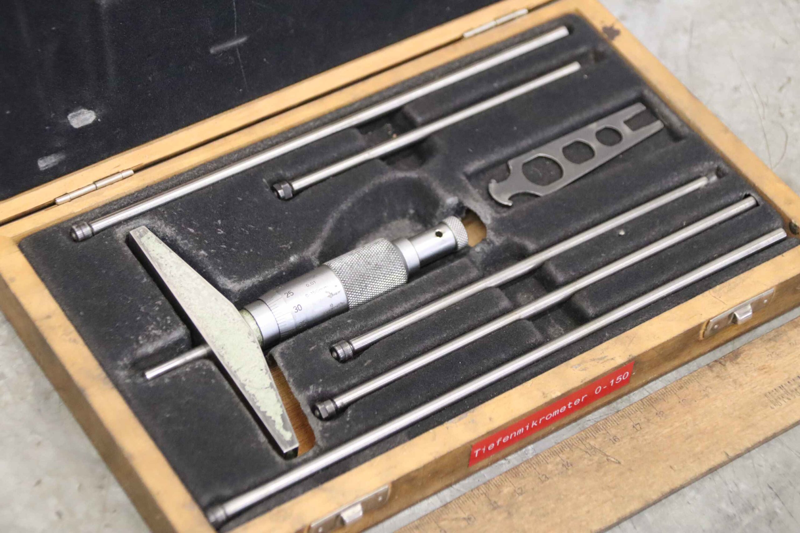 Tiefenmikrometer von unbekannt - 0-150 mm – Bild 2