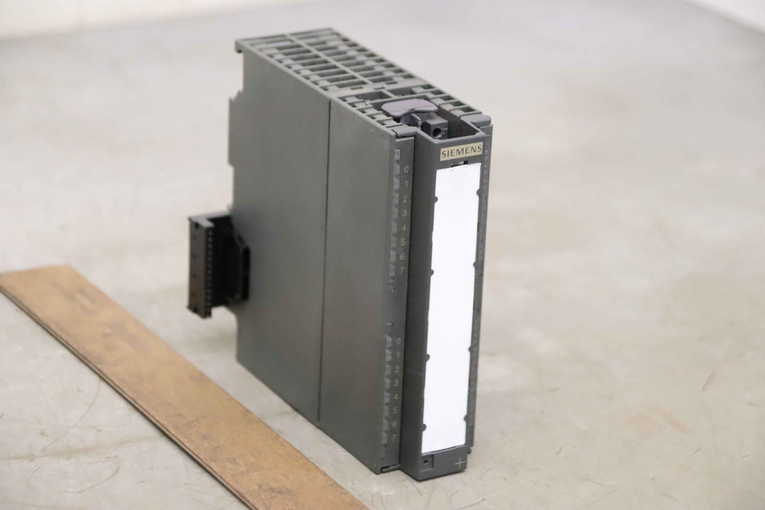 Digitalausgabe von Siemens - 6ES7 322-1BL00-0AA0 – Bild 2