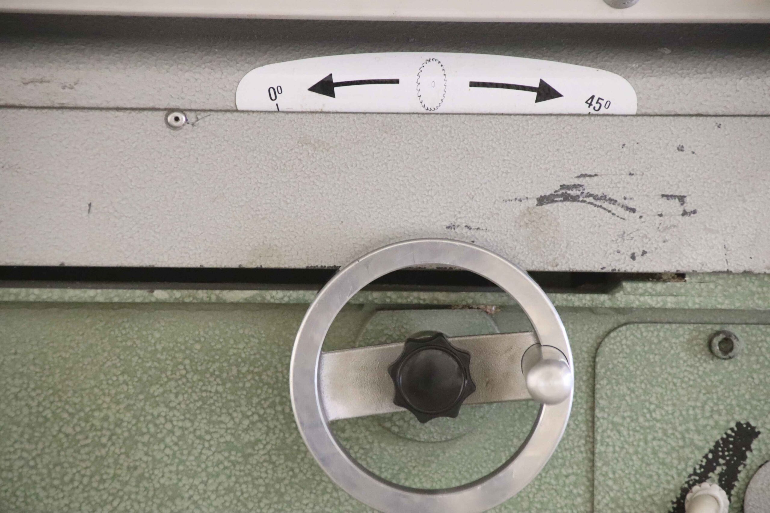 Formatkreissäge mit langem Anschlagtisch von Altendorf - TKR 45 schwenkbar 45° – Bild 11