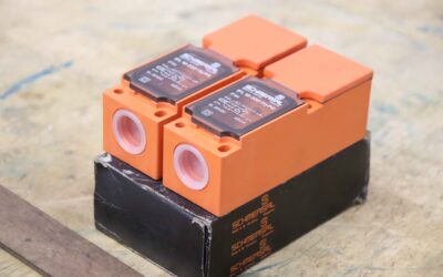 Induktiver Sensor Näherungsschalter 2 Stück von Schmersal - IFL 15-333-11yPG