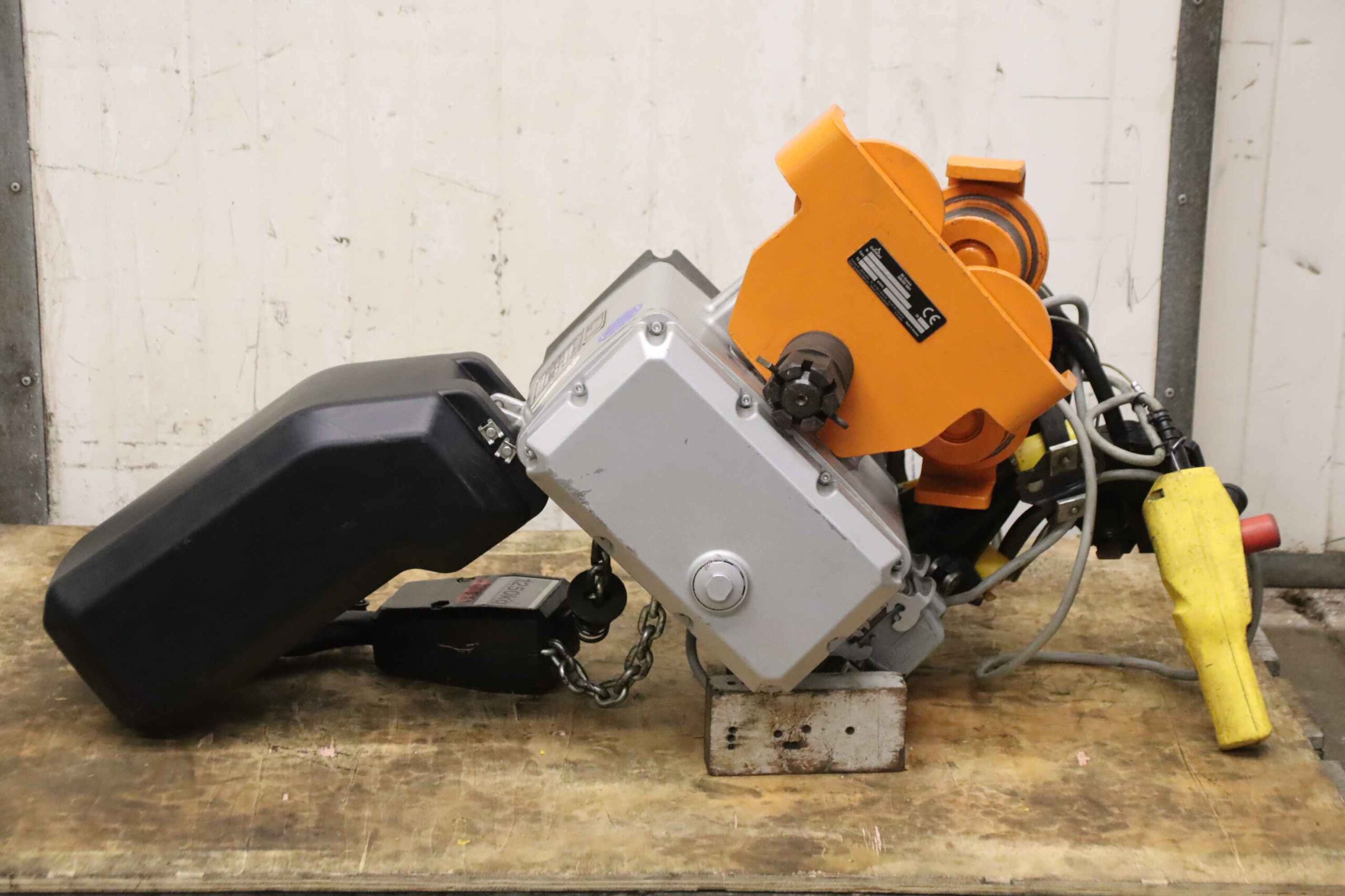 Kettenzug mit Fahrwerk 2000 kg von HADEF - CH3 – Bild 6