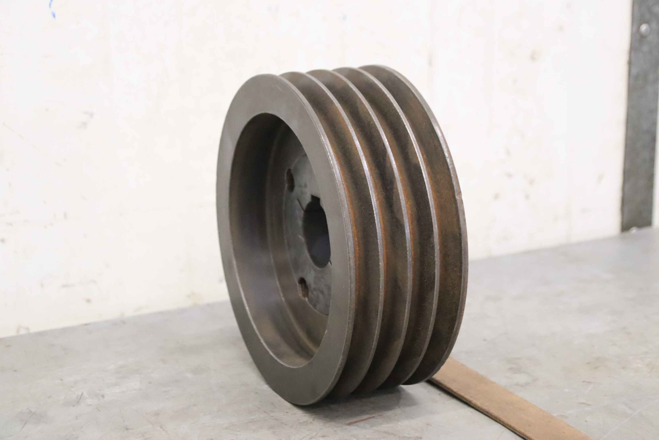Keilriemenscheibe 4-rillig von Guss - SPB 220-4 (17 mm)