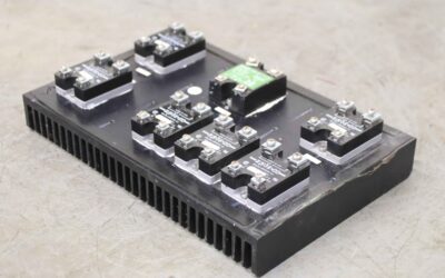 Halbleiterrelais 7 Stück mit Kühlkörper von opto 22 electromatic - 480D45-12  RA4425-D08