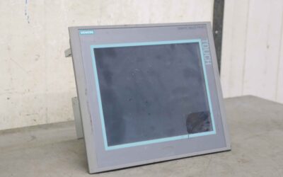 Alternative view of Simatic Multi Panel Touch von Siemens - 6AV6 644-0AA01-2AX0