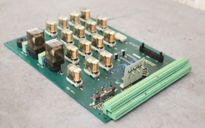 Relaisplatine Steuerkarte von MAHO - 28A1  27.71 231  MH 800C