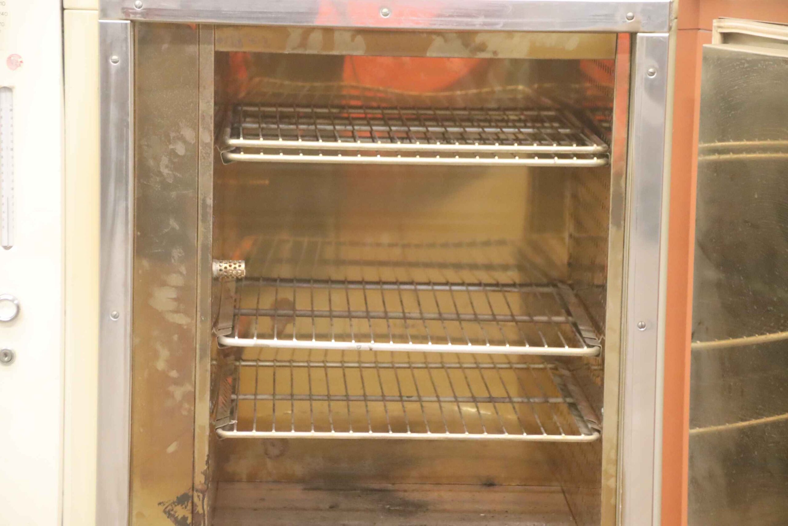 Trockenofen 3,3 kW 270°C von Labor Müszeripari Müvek - LP-321/2 – Bild 5