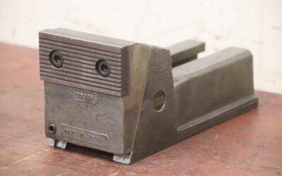 Spannbacken höhenverstellbar von Lenzkes - 100 x 50 mm Hmax. 210 mm