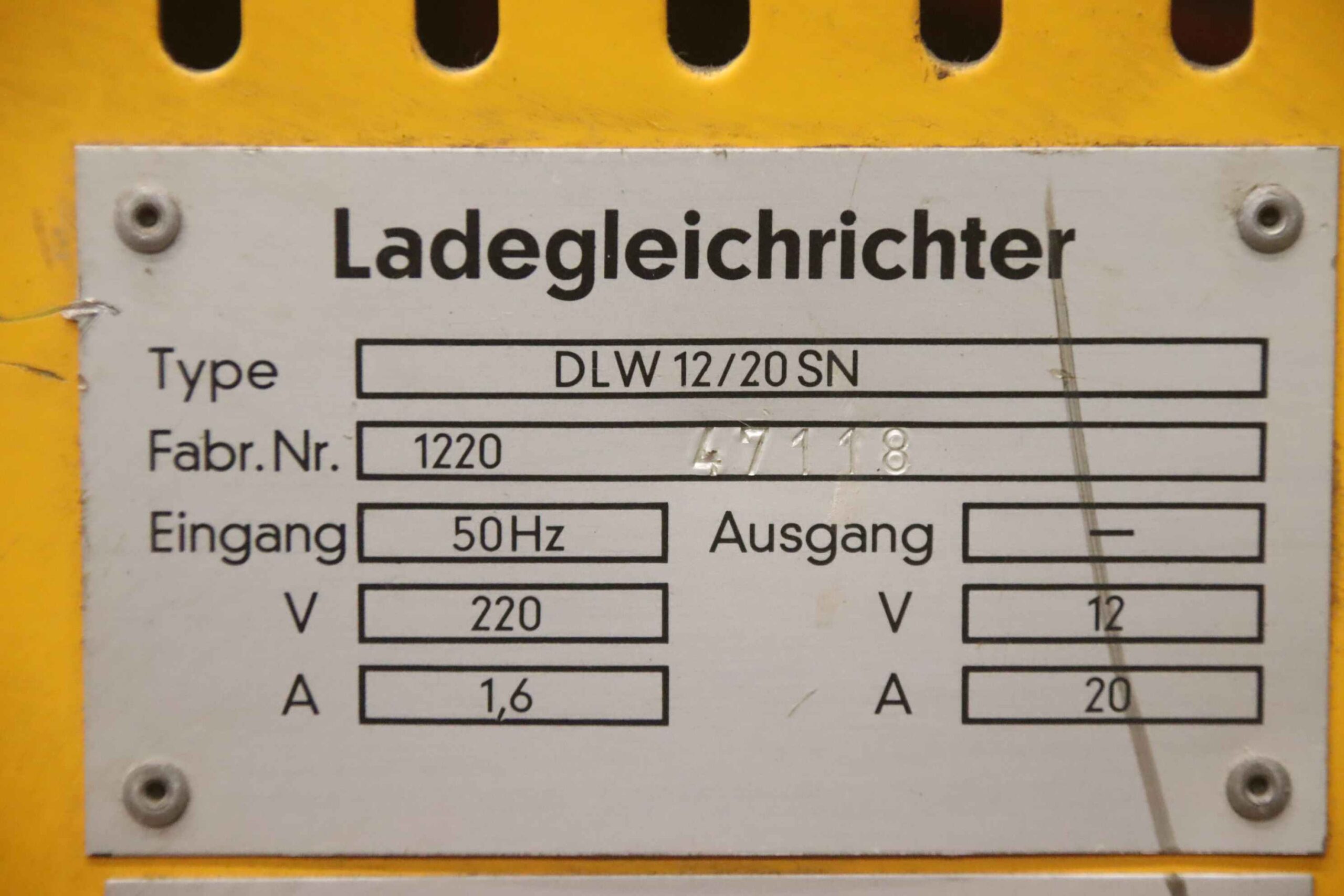 Ladegerät für Stapler 12 V/20 A von Jungheinrich - DLW 12/20 SN – Bild 4
