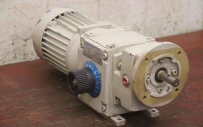 Alternative view of regelbarer Getriebemotor 0,37 kW 64-641 U/min von Stöber Loher - RD11-1003  M2AA071A