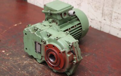 Getriebemotor 0,75 kW 83 U/min von Nord - SK 2080A-80 L/4 SK 80L/4