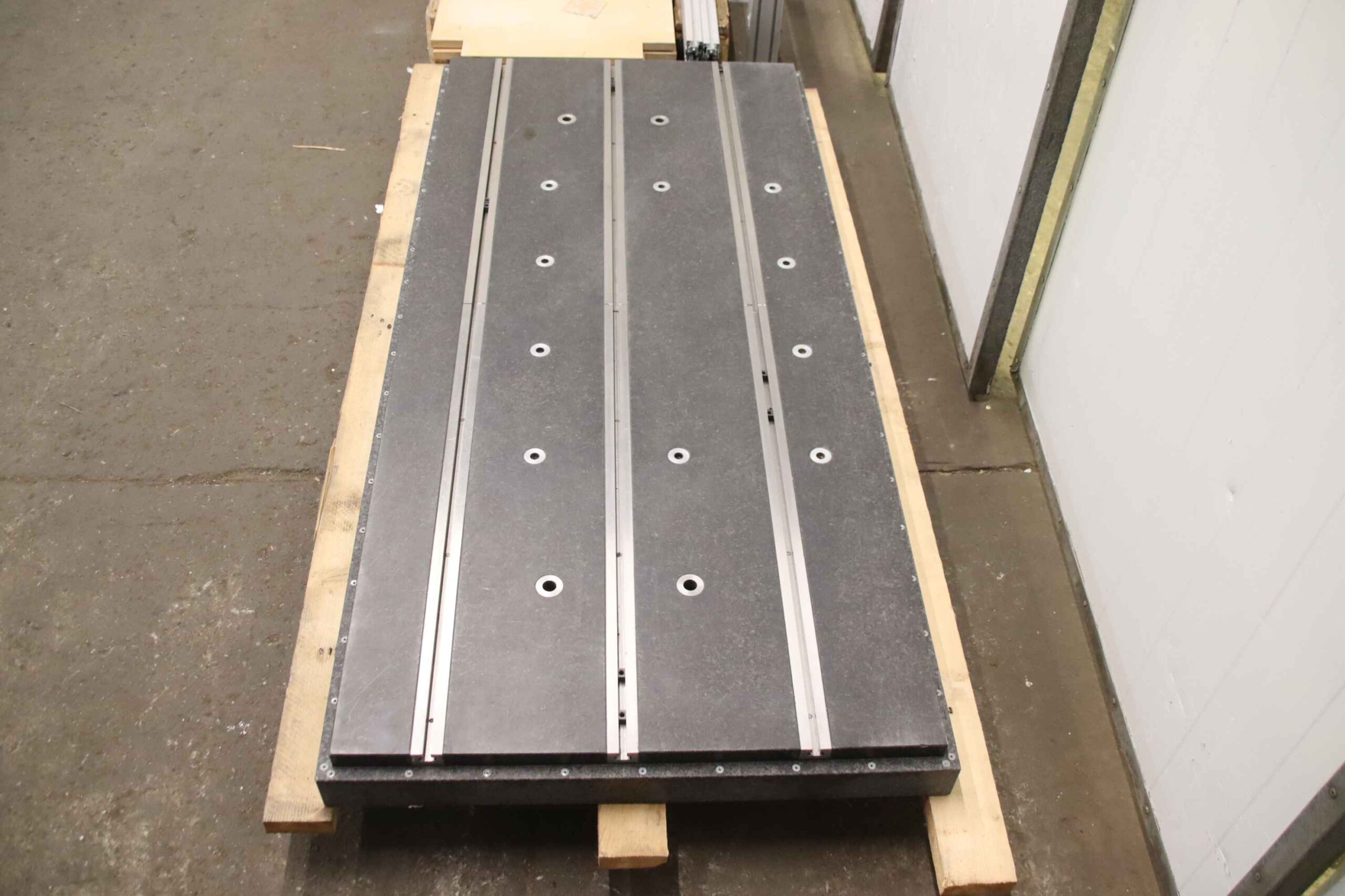 Aufspannplatte mit T Nut von unbekannt - 840 x 1840 mm – Bild 4