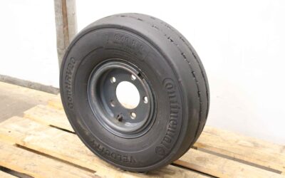 Reifen mit Felge 2 Stück von Continental - Conti RV20 Velocity  6.00 R 9