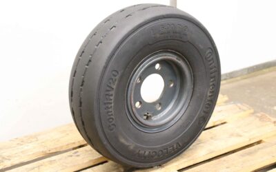 Alternative view of Reifen mit Felge 2 Stück von Continental - Conti RV20 Velocity  6.00 R 9