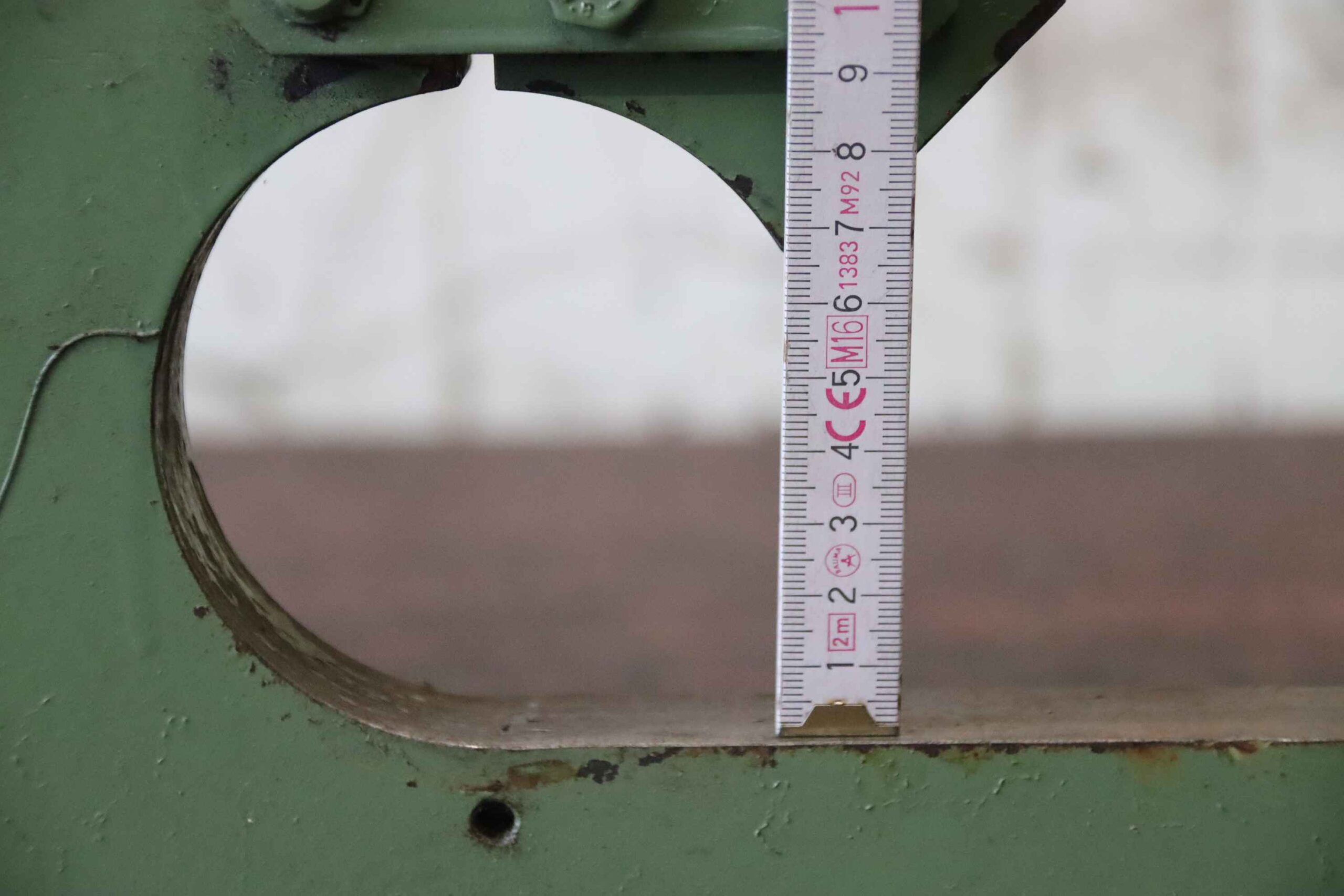 Klemmbügel für Rollenträger von unbekannt - Spannbereich Ø ca 90 mm – Bild 6