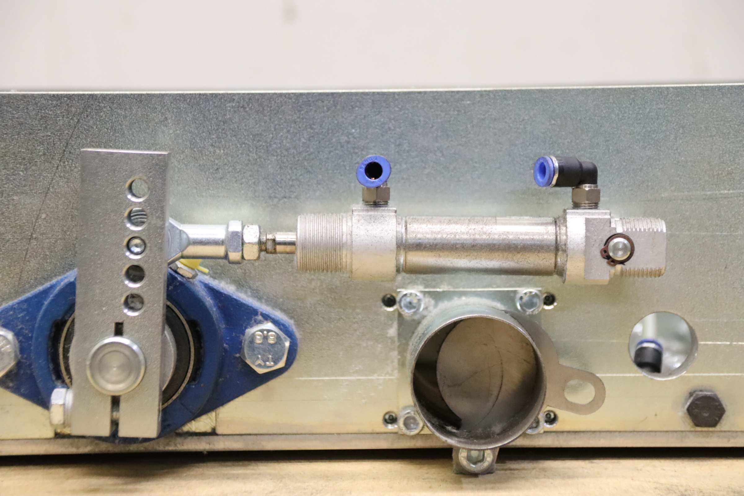 Förderband mit Vakuum-Teilfläche von unbekannt - Länge 1840 mm – Bild 8