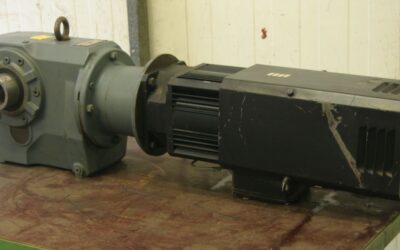 Alternative view of Drehstrom-Synchronmotor von Baumüller SEW - DSOG 100-M