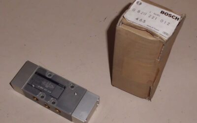 Alternative view of 5/3 Wegeventil von Bosch - 0 820 221 012