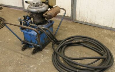 Alternative view of Hydraulikpumpe mit Benzinmotor von Hawe - R60B