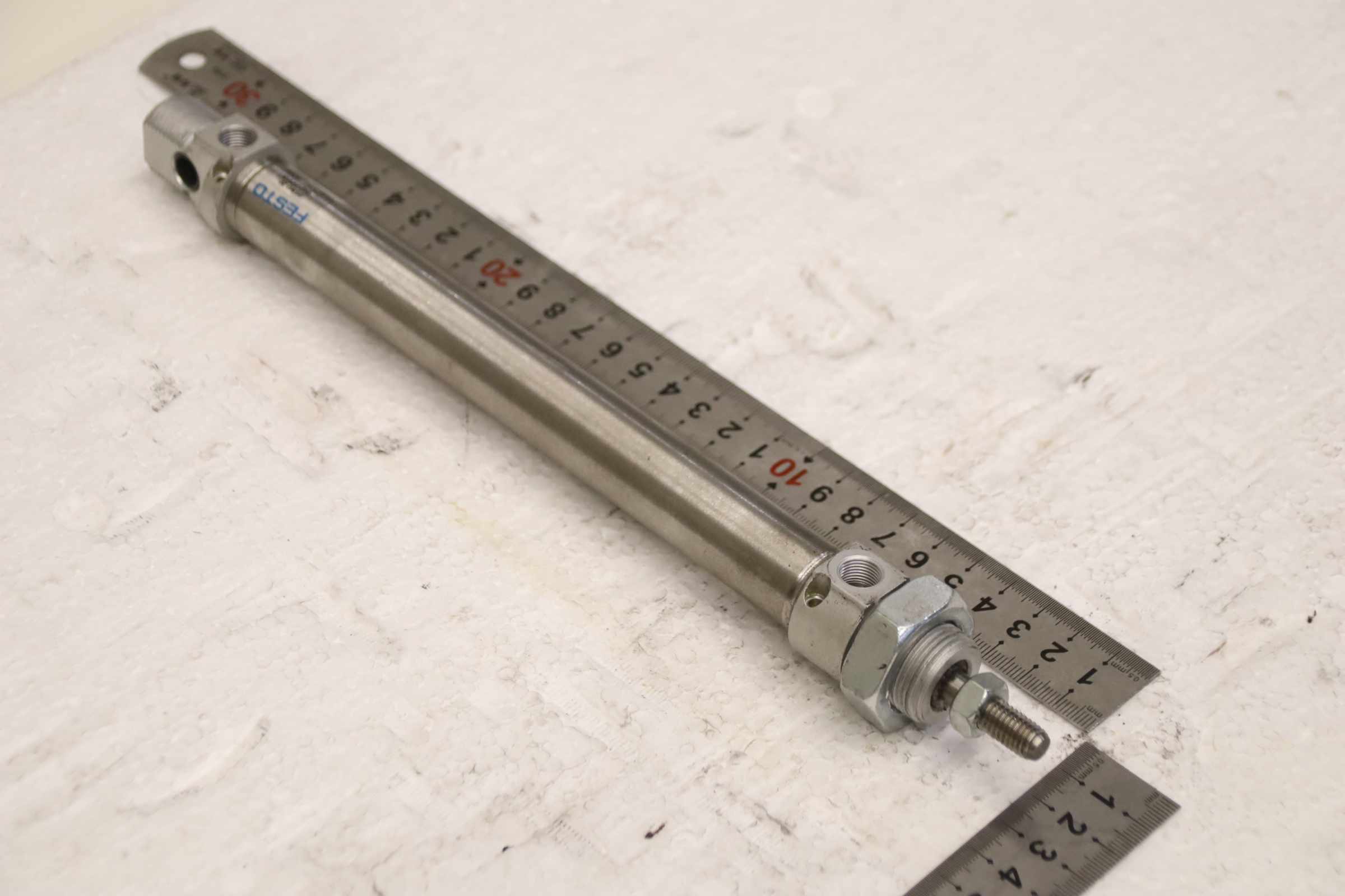 Pneumatikzylinder von Festo - DSNU-20-160-PPV-A Hub 160 mm – Bild 2