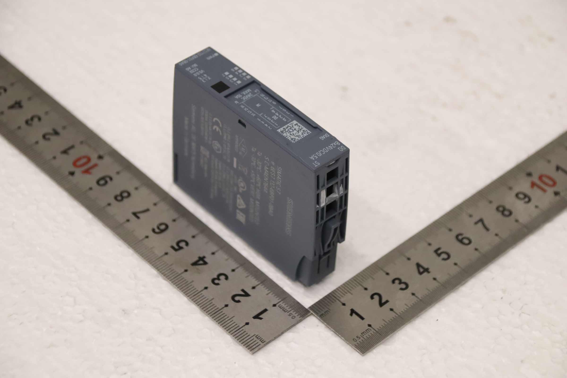 Digitales Ausgangsmodul von Siemens - 6ES7 132-6BF01-0BA0 SIMATIC S7