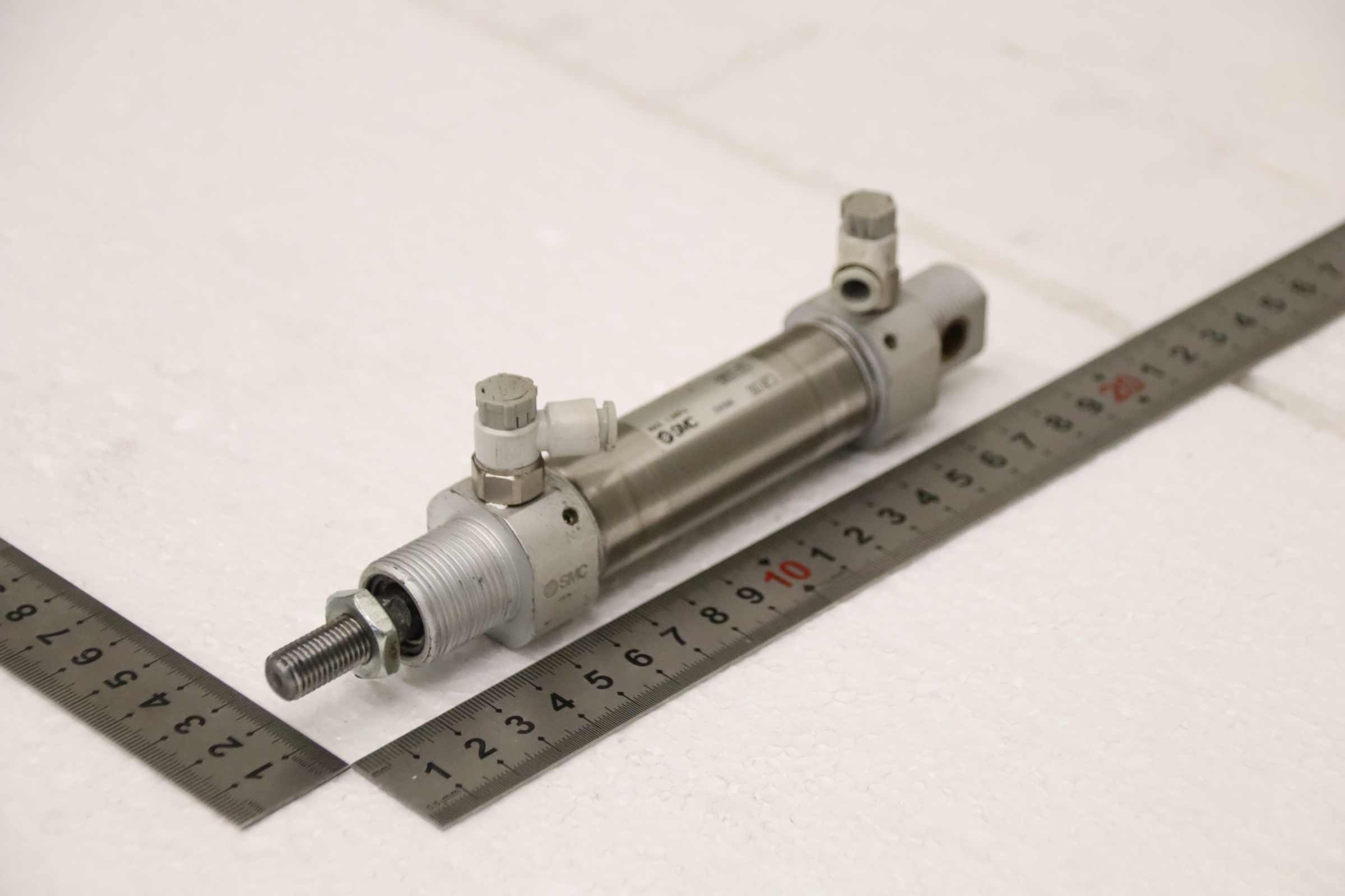 Pneumatikzylinder von SMC - CD85N25-50C-B Hub 50 mm