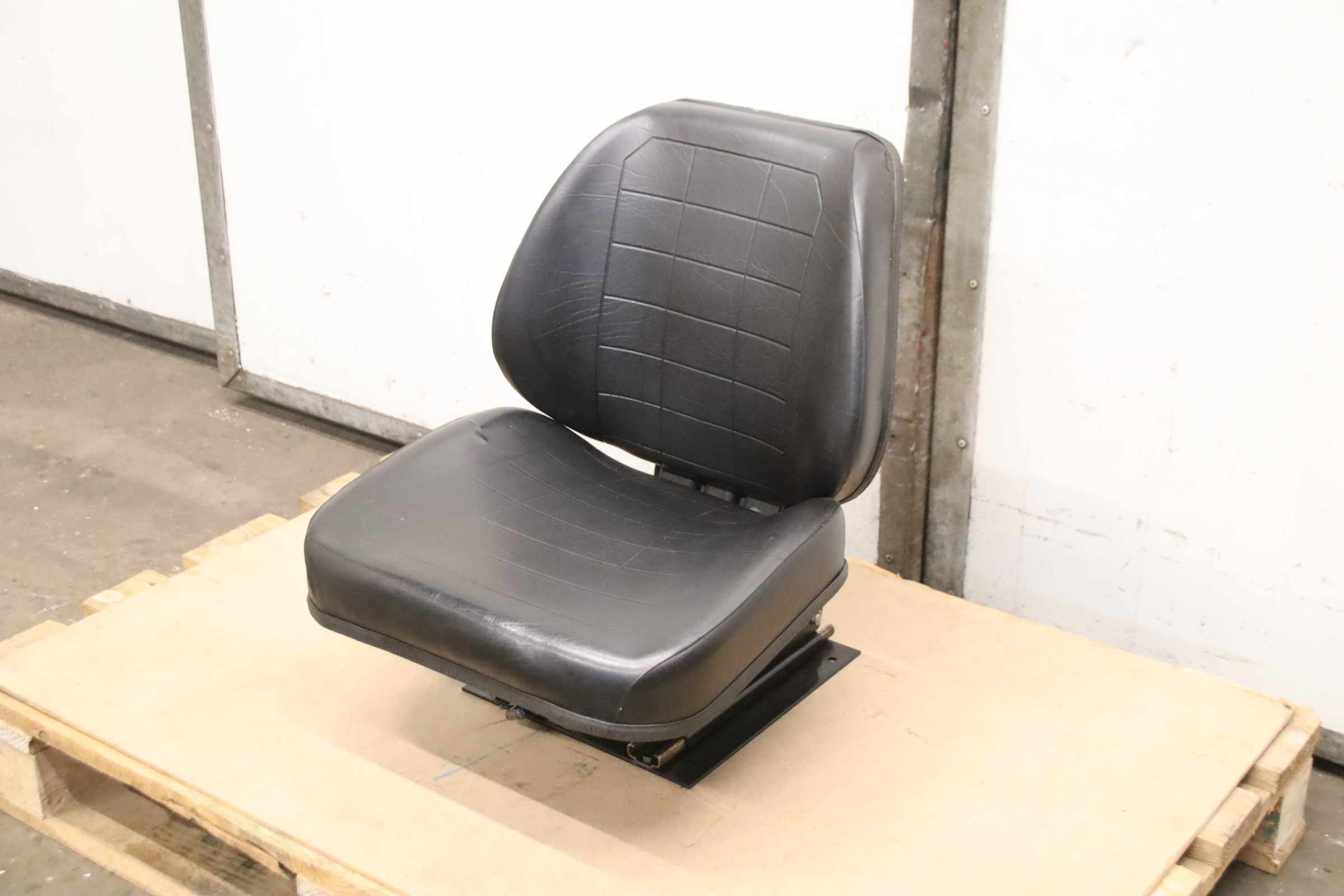 Fahrersitz von Klepp - 500/470/H560 mm