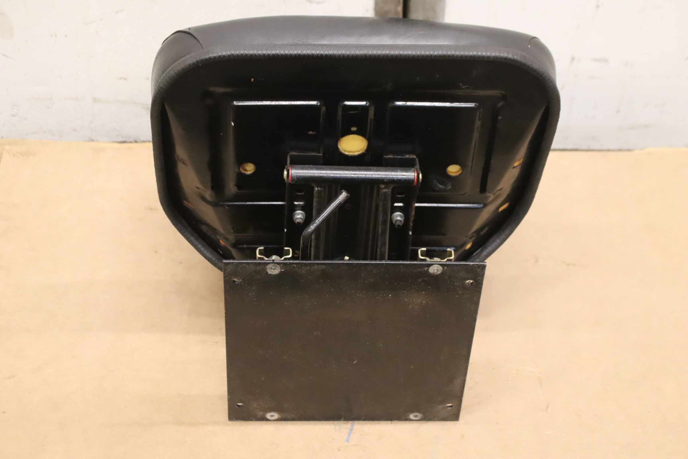 Fahrersitz von Klepp - 500/470/H560 mm – Bild 8