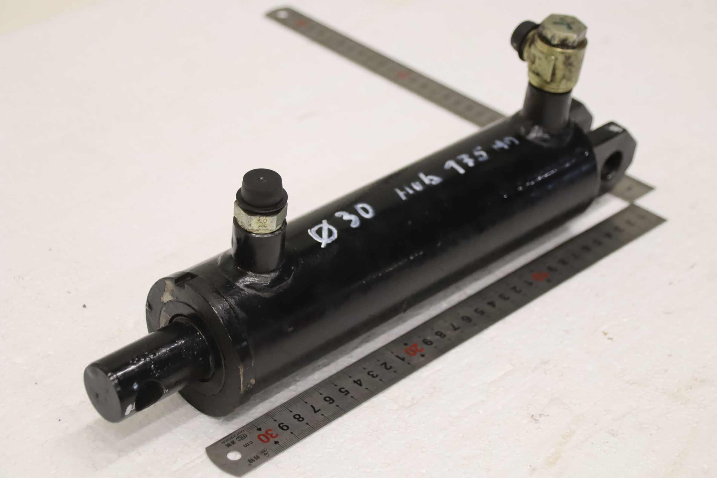 Hydraulikzylinder von unbekannt - Hub 175 mm – Bild 2