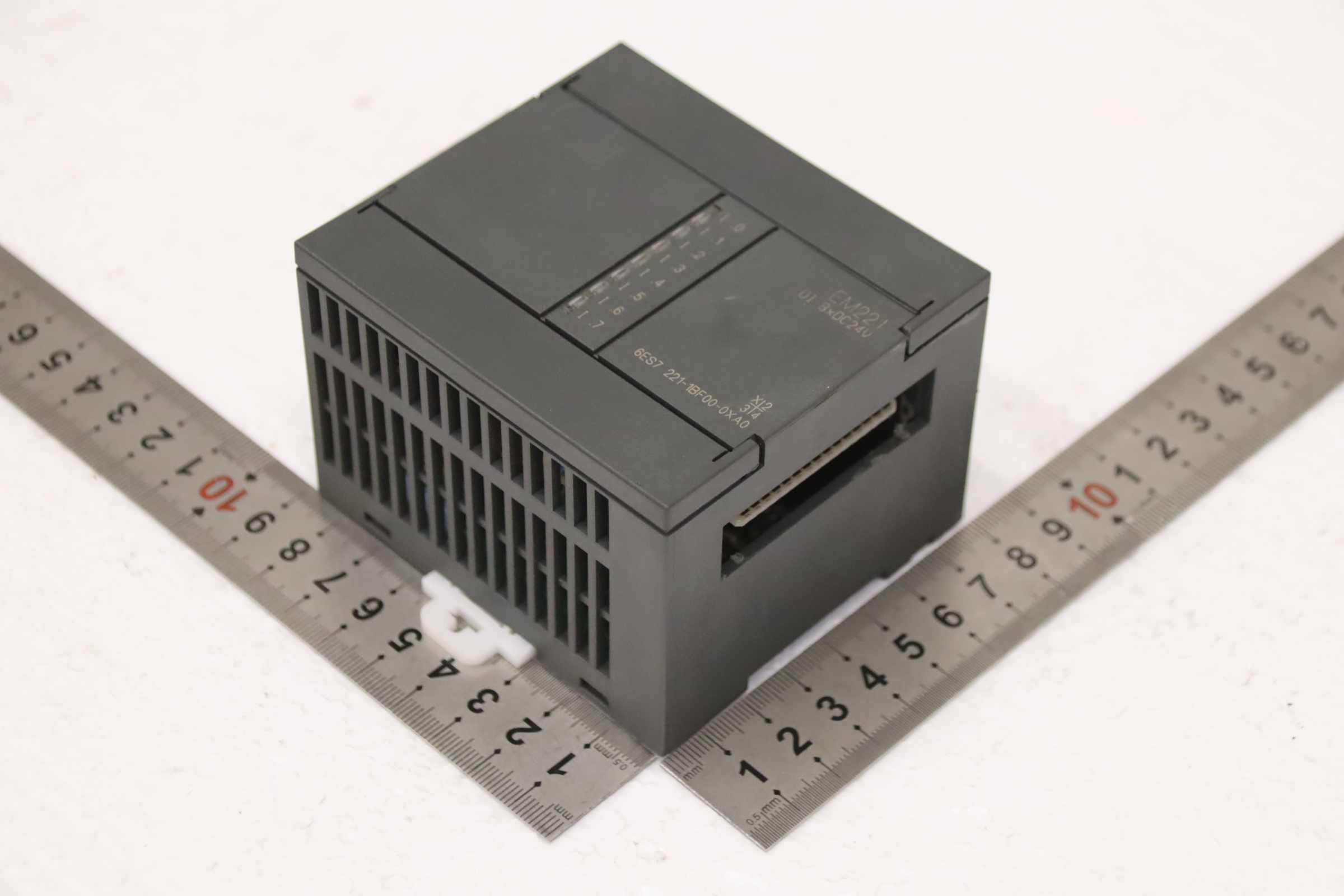 Digitaleingabe von Siemens - 6ES7 221-1BF00O-0XA0 – Bild 7