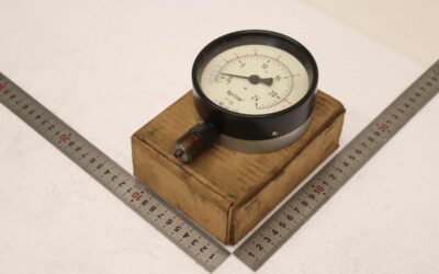 Manometer -1-0-24 bar von TGL - 1/BS 64/2 100Ø  M20x1.5  -1-0-24 kp/cm²