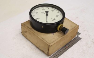 Alternative view of Manometer 0-10 bar / 0-100  mWs von TGL - 1/BM 20/2 160Ø 0-100mWs