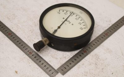 Manometer -0,4-0-0,6 bar -0,4-0-0,6 kp/cm² von TGL - Ø 160 mm  -0,4-0-0,6 kp/cm²