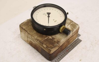 Alternative view of Manometer 0-400 bar / 0-40 MPa von TGL - Ø 160 mm   0-40 MPa