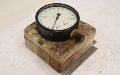 Alternative view of Manometer -1-0-15 bar / -0,1-0-1,5  MPa von TGL - Ø 160 mm   -0,1-0-1,5  MPa