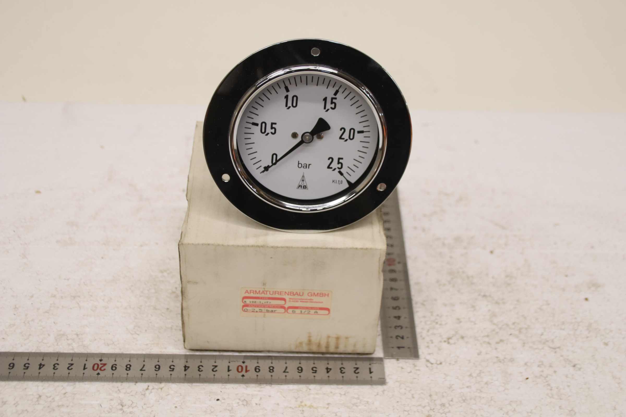 Manometer 0-2,5 bar von Armaturenbau - R 100-1 rFr 0-2,5 bar G1/2 A – Bild 3