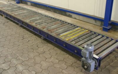 Rollenbahn angetrieben von IEM - Typ 700 x 5380 mm