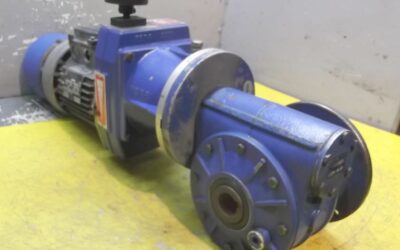 Alternative view of regelbarer Getriebemotor 0,37 kW 53-270 U/min von MGM - BA71B4