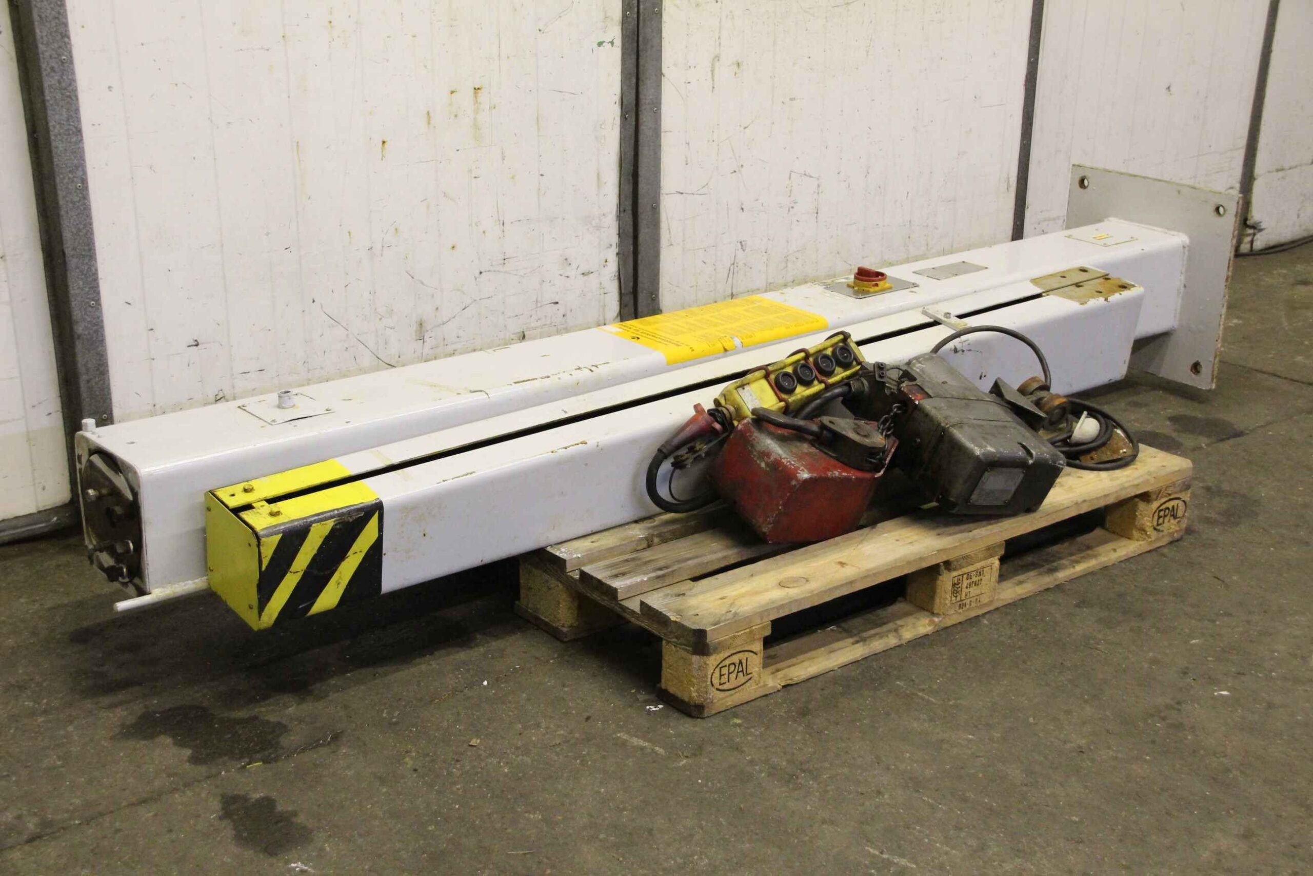 Säulenschwenkkran Ausleger 1,80 m/250 kg von VEB - KHZ 250 – Bild 2