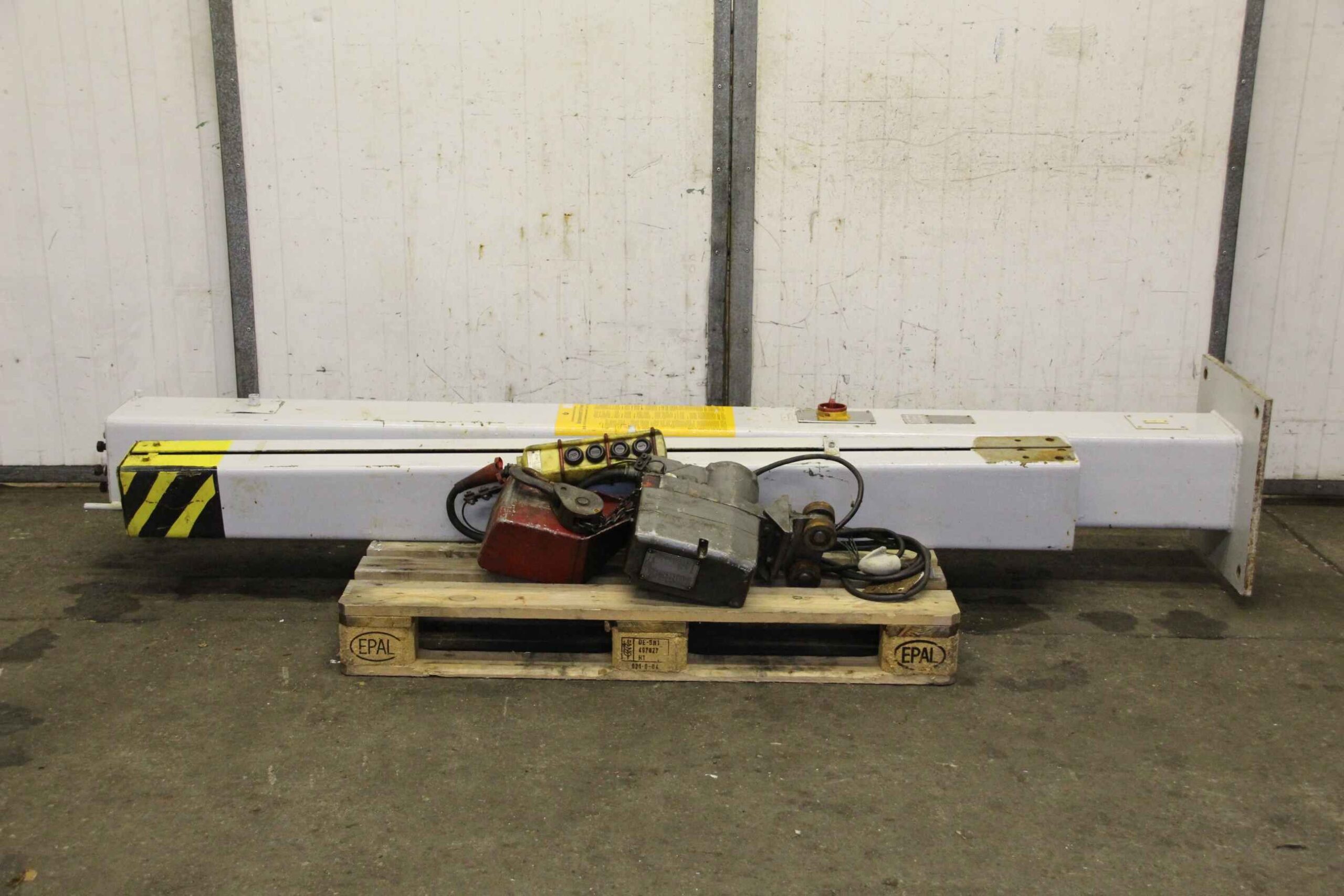 Säulenschwenkkran Ausleger 1,80 m/250 kg von VEB - KHZ 250 – Bild 3