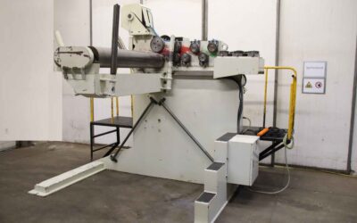 Drahtrichtmaschine von unbekannt - Abwickler-Richtmaschinen-Kombination