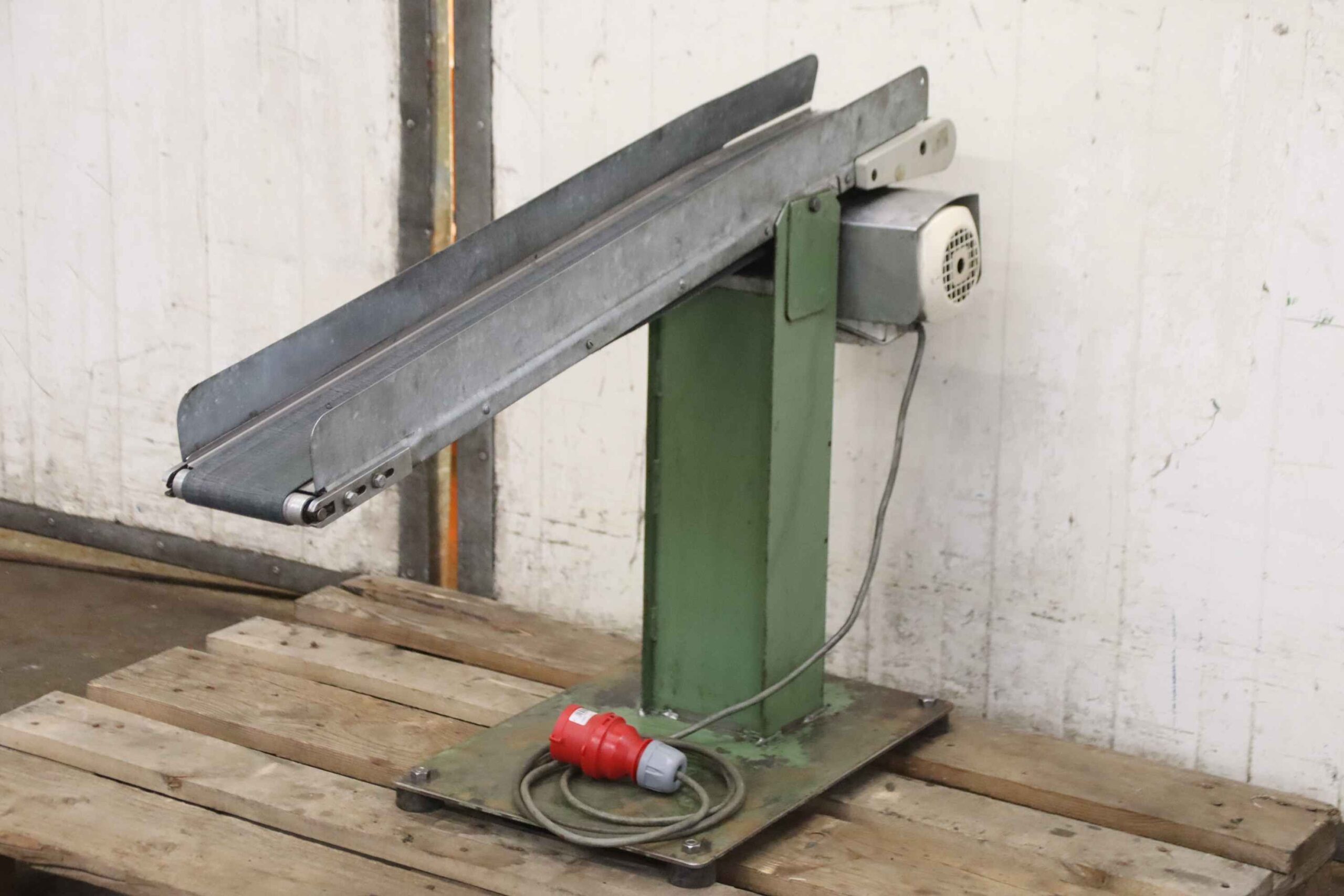 Förderband 23 m/min von unbekannt - 1040 x 100 mm