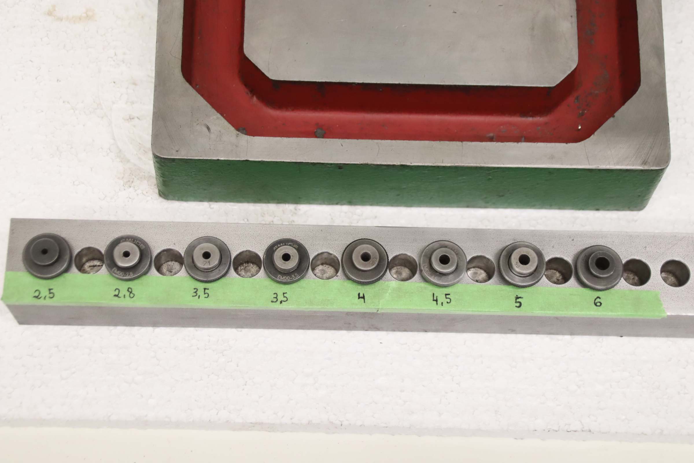 Gewindebohrmaschine M8 von microtap - 90-G1 – Bild 10