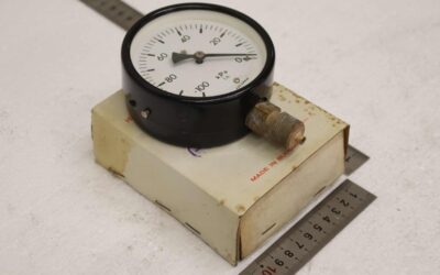 Alternative view of Manometer von Elektron - -1-0 bar  Ø 100 mm
