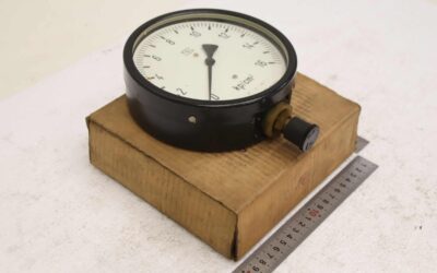 Alternative view of Manometer 0-16 bar / 0-16 kPa von TGL - 1/BM 20/2 160Ø 0-16 kPa