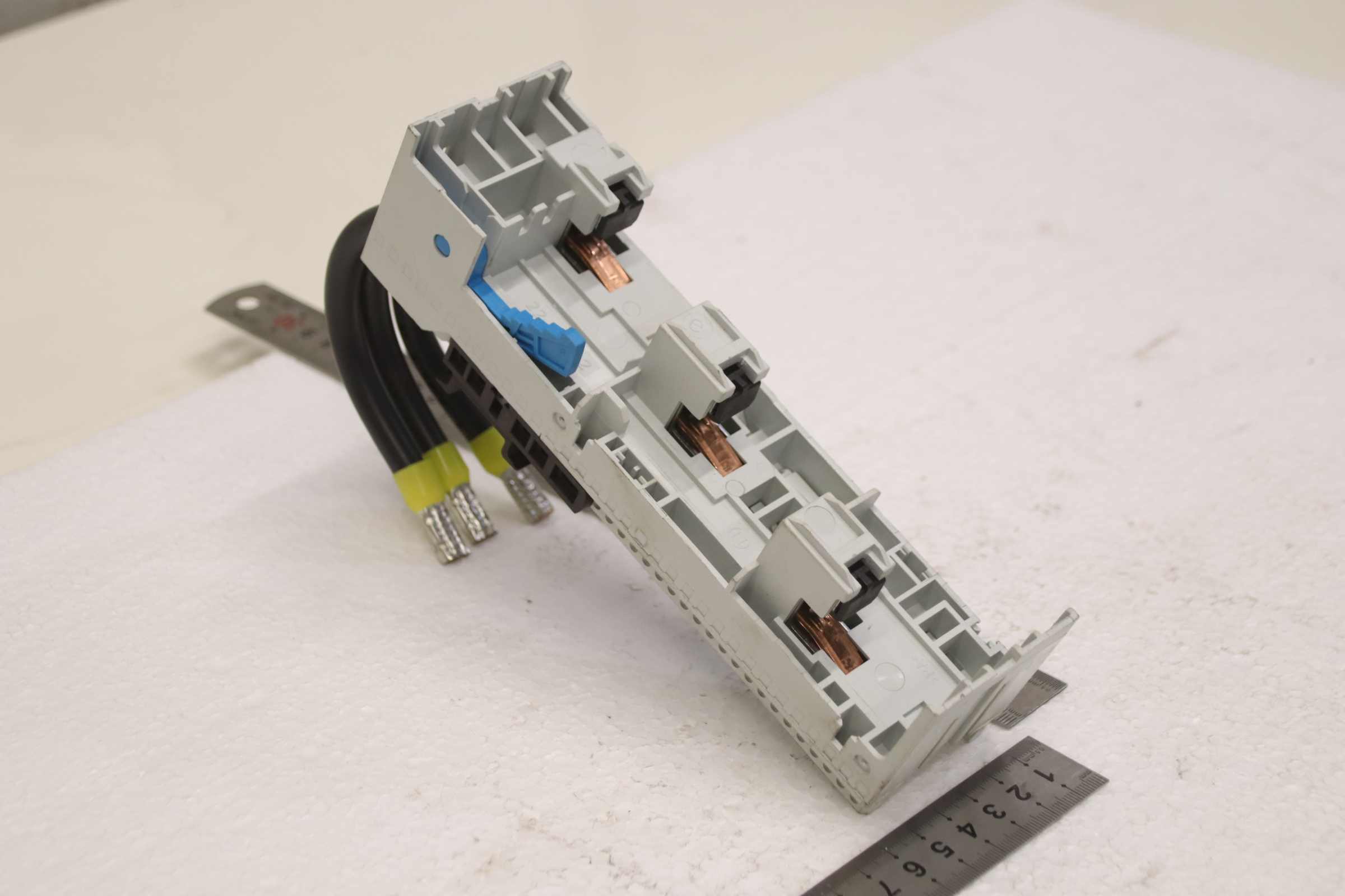 Sammelschienenadapter von wöhner - EEC6080-L 32 466 – Bild 2